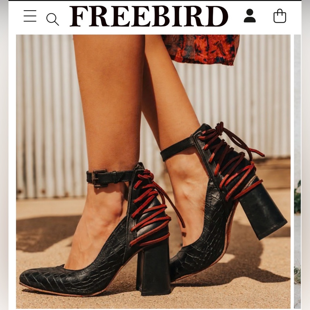 SOLD OUT JILLIAN FREEBIRD BACK LEATHER LACE 
NEW NEVER WORN IN BOX size 10